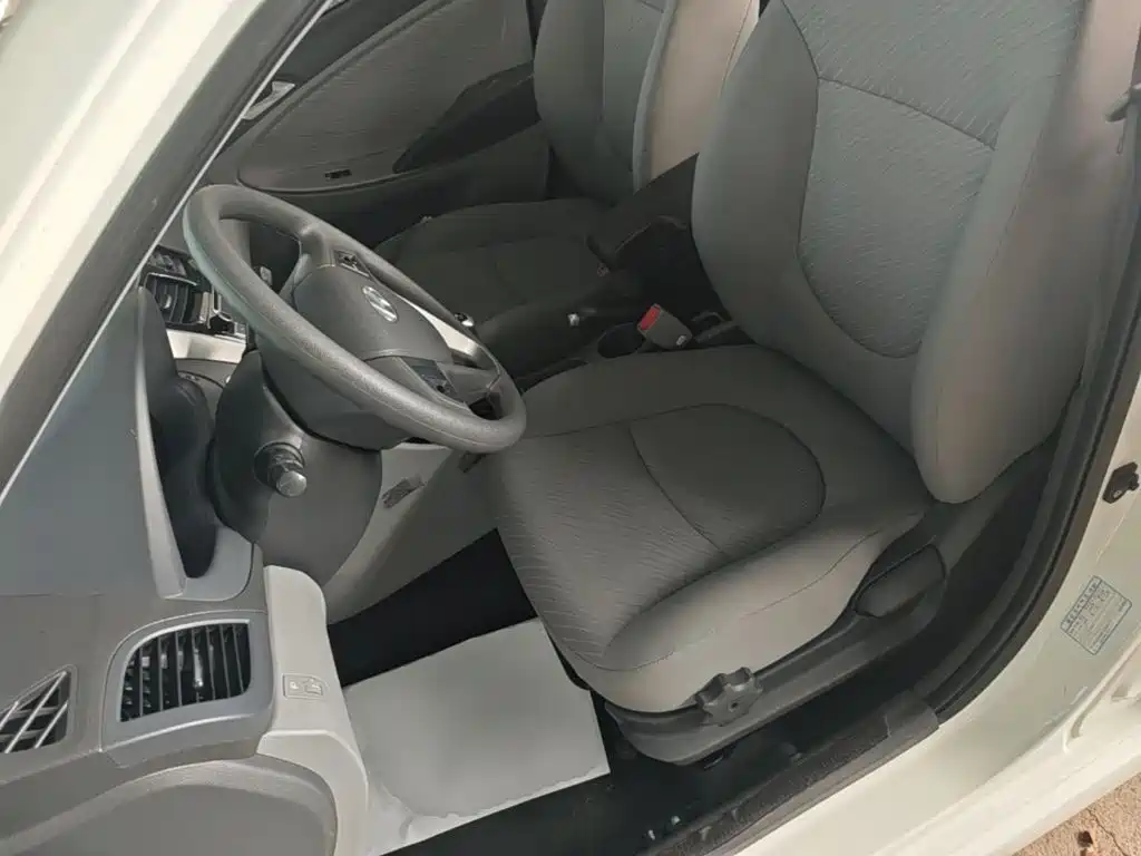Фото 15 - Hyundai Verna