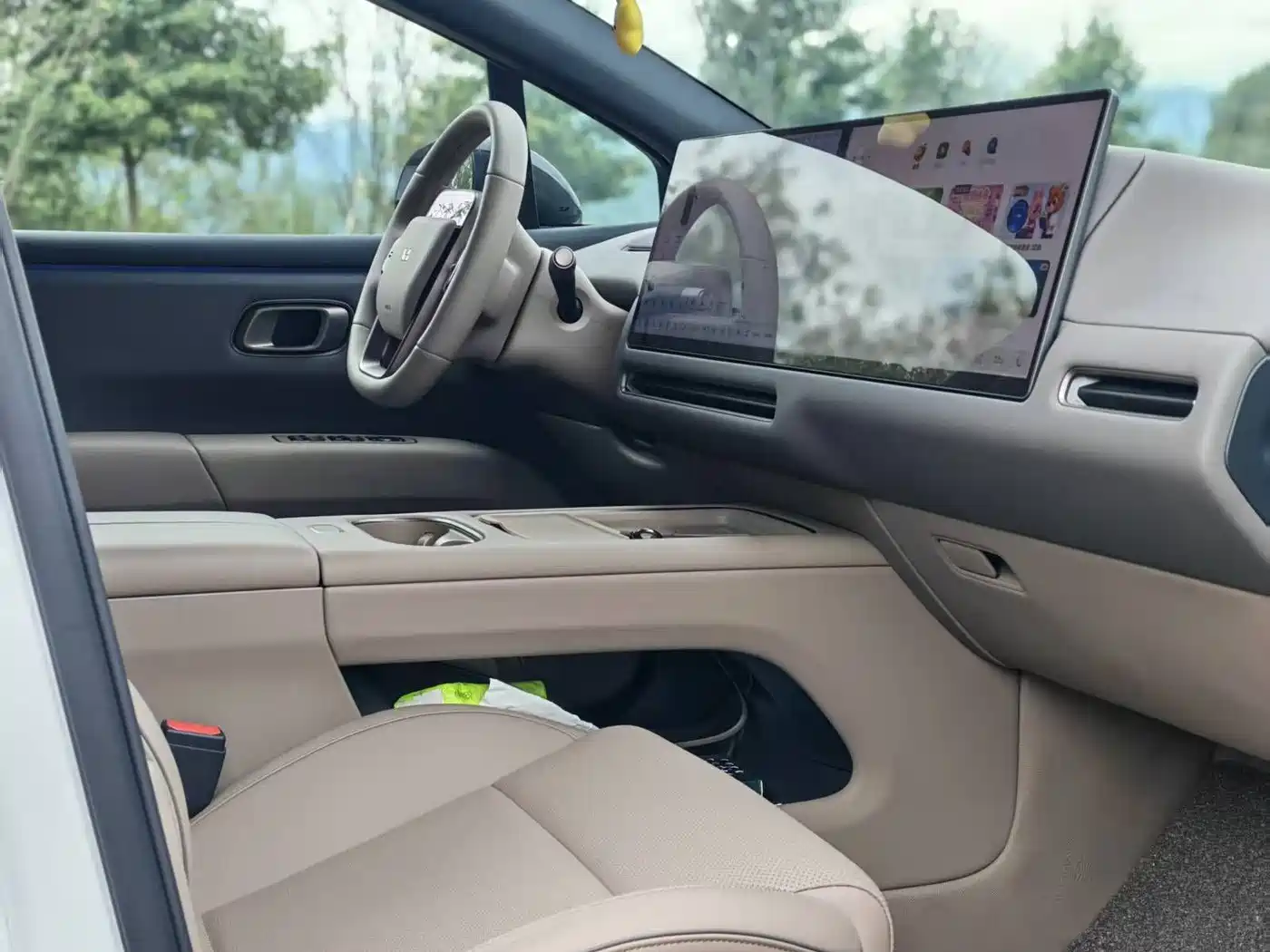 Li Auto i6 2026 2025 2WD Base Model
