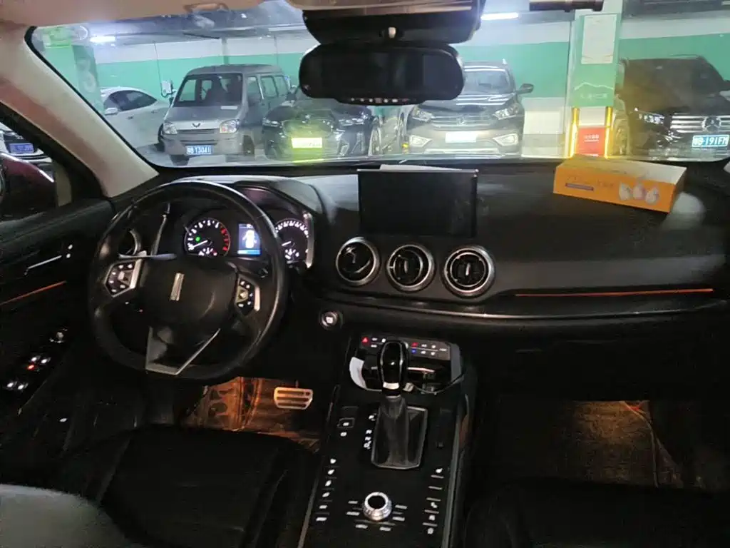 WEY VV5 2017 2017 2.0T Super Luxury Model