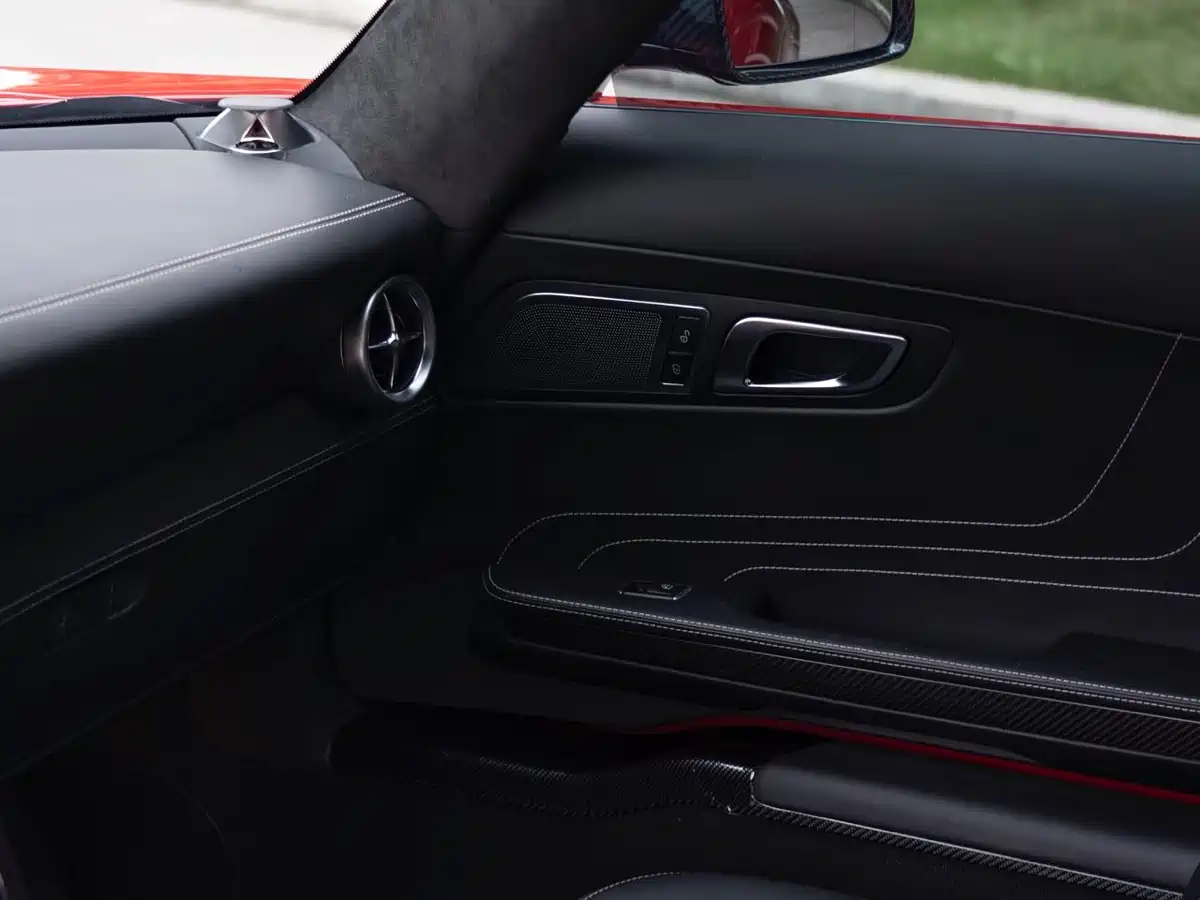 Mercedes-Benz SLS AMG 2012 2011 SLS AMG