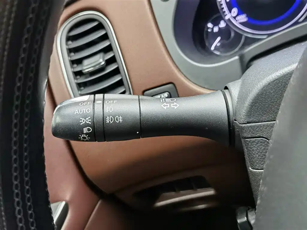Infiniti QX50 2015 2.5L Enjoyment Edition фото 21
