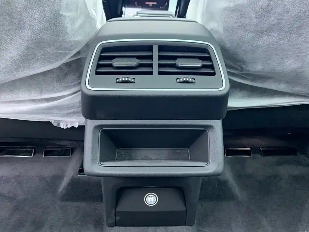 Audi e-tron 2026 2021 50 quattro Luxury