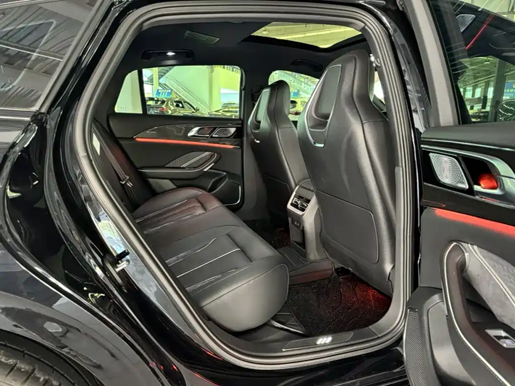 Hongqi H6 2023 2023 2.0T Premium Edition