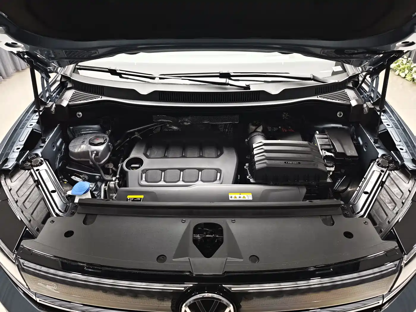 Volkswagen Talagon 2025 450TSI R-Line 6-Seater фото 37