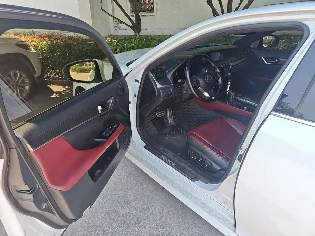 Lexus GS 2018 2017 300 F SPORT