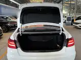 Фото 19 - Geely Vision