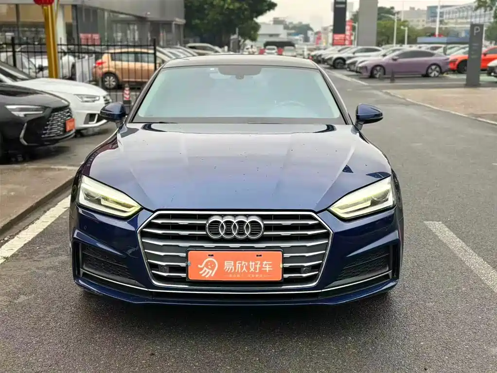 Audi A5 (Import) 2017 Sportback 40 TFSI Fashion фото 2