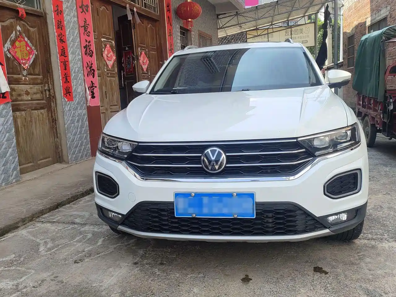 Фото 2 - Volkswagen T-ROC
