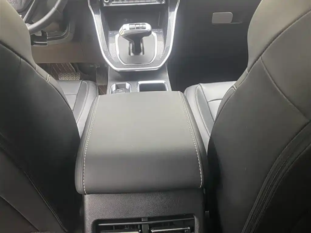 Фото 10 - Haval M6