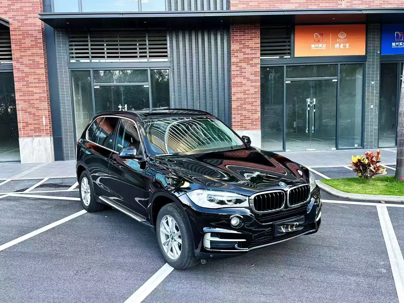 BMW X5 (Import) 2014 xDrive35i Leading фото 3