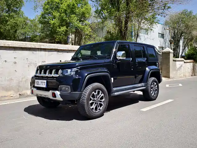 BAIC BJ BJ40 2.0T, Urban Hunter Glory