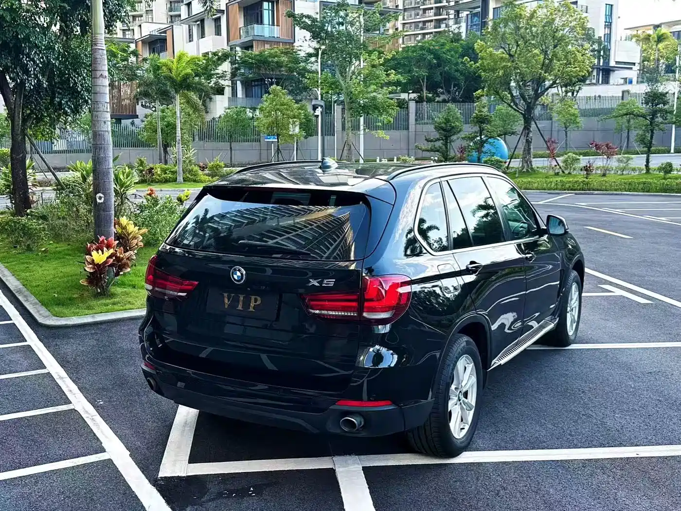 BMW X5 (Import) 2014 xDrive35i Leading фото 4