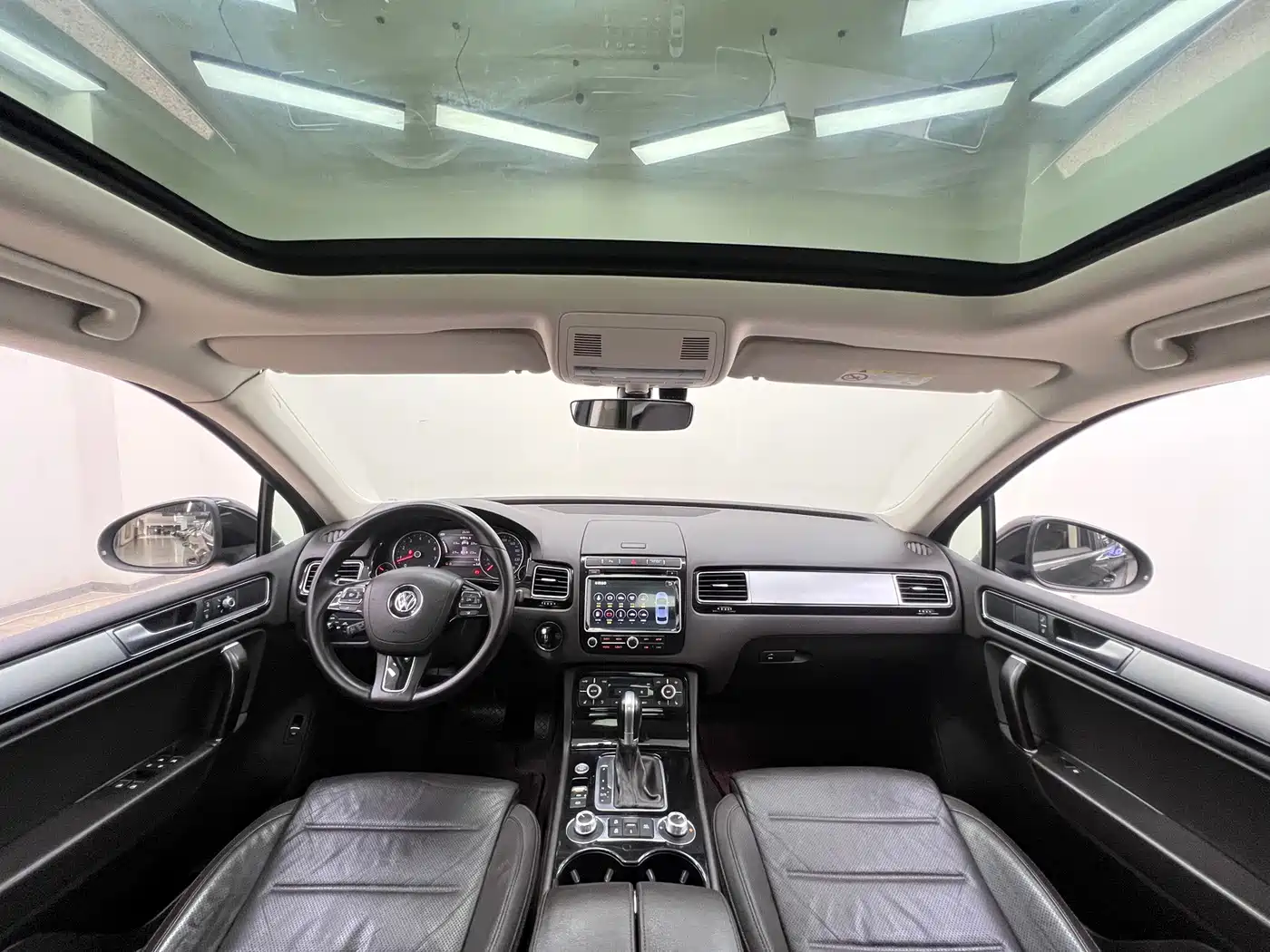 Volkswagen Touareg 2017 2017 3.0TSI Explorer Edition