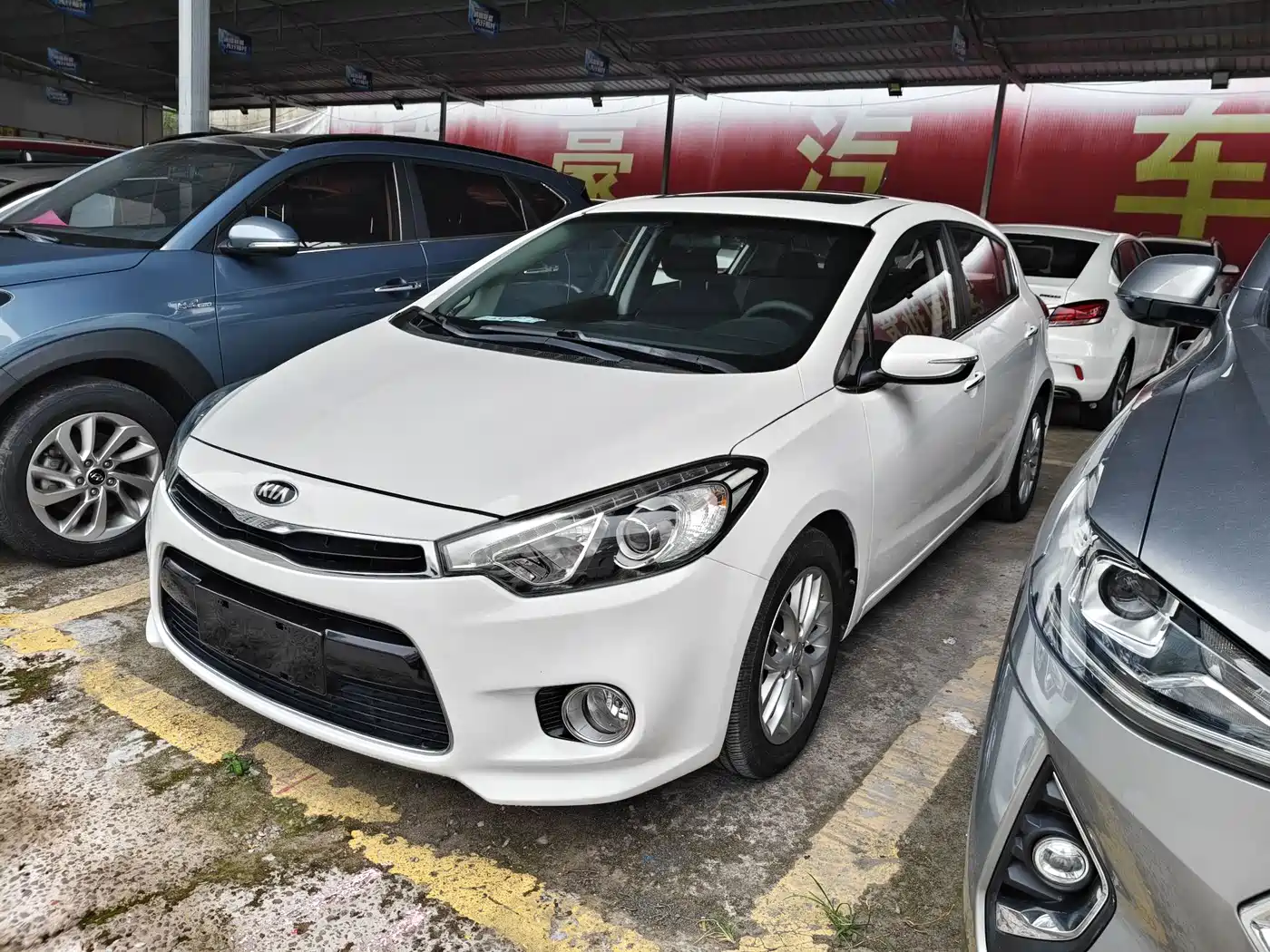 Kia K3S 2014 2014 1.6L Automatic GLS