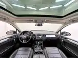 Фото 14 - Volkswagen Touareg
