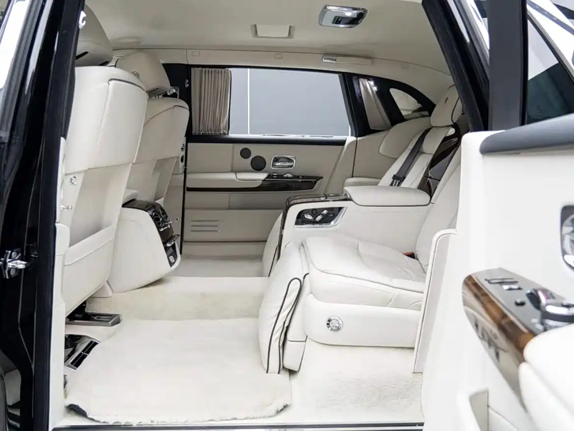 Rolls-Royce Phantom 2018 2018 6.7T Long Wheelbase Version