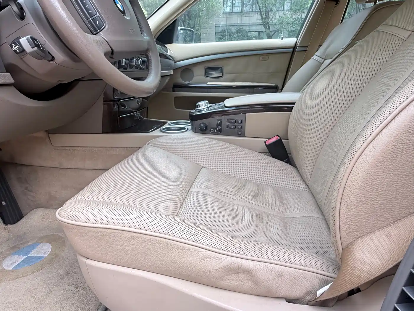 BMW 7 Series 2008 Model 730Li Leading фото 10