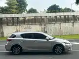 Фото 7 - Lexus CT