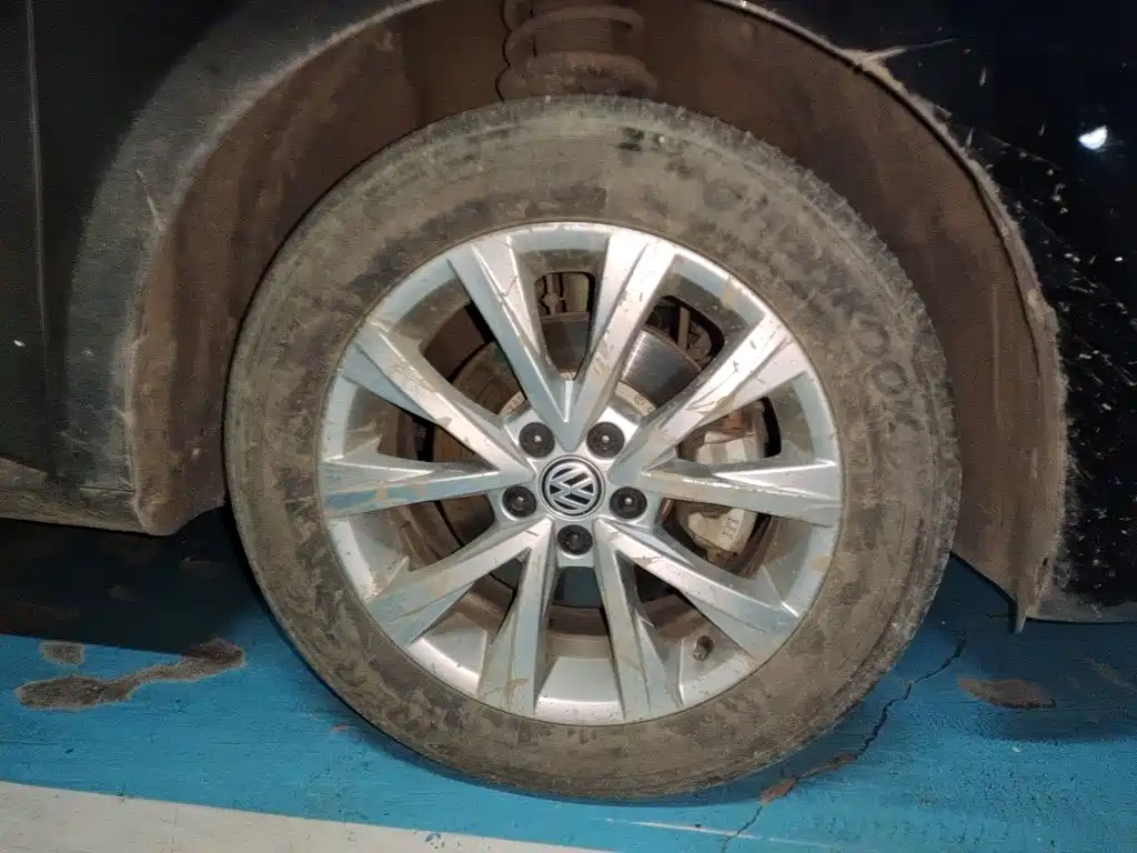 Фото 24 - Volkswagen Lavida