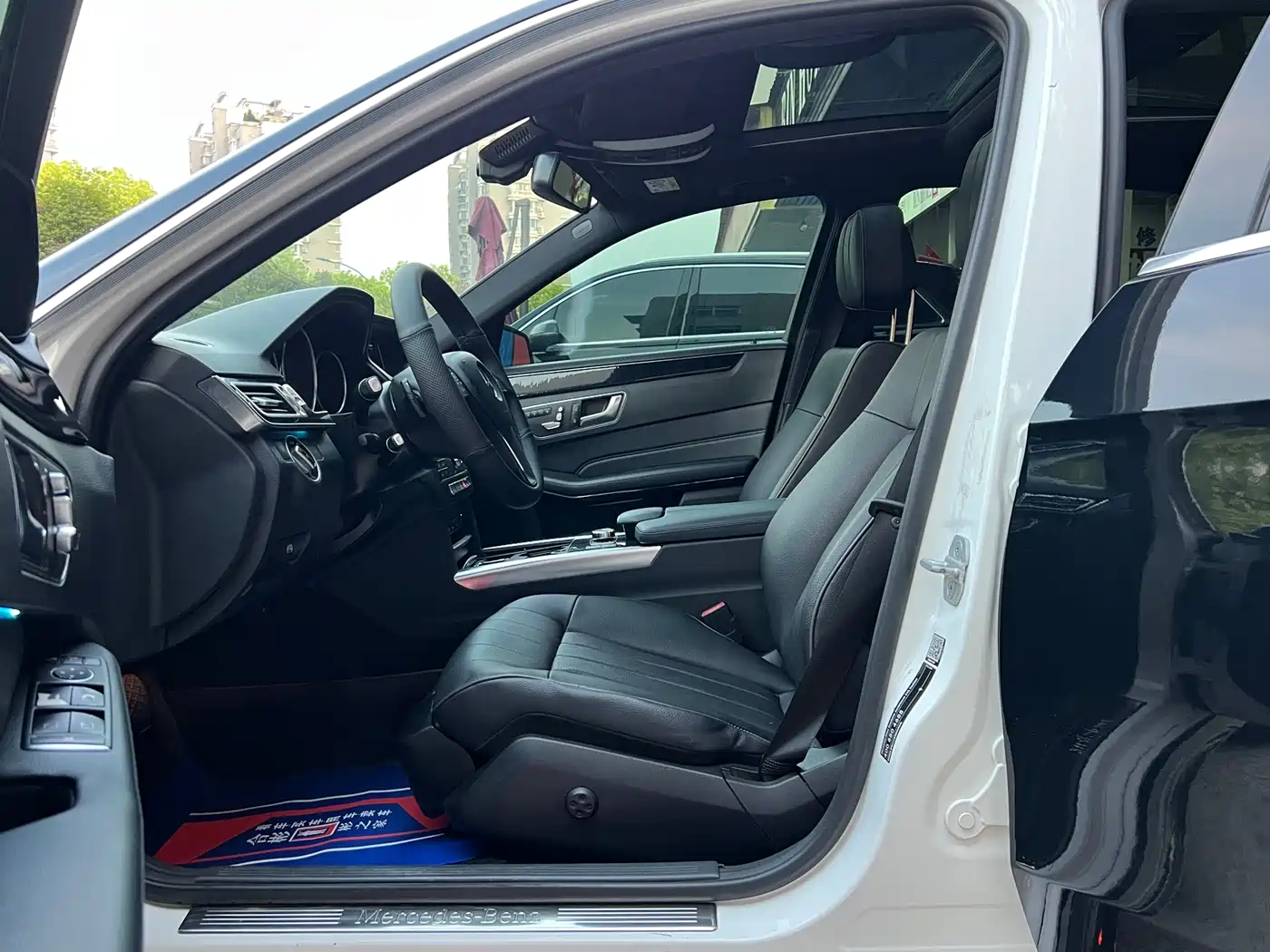 Mercedes-Benz E-Class 2015 E 260 L Sport фото 3
