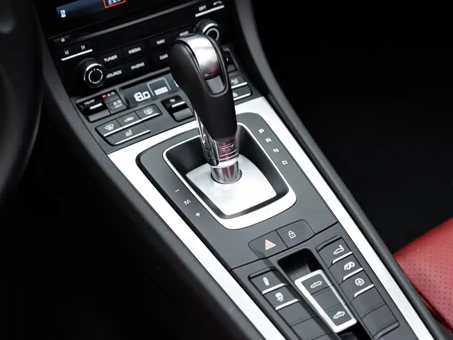Photo 14 - Porsche 718