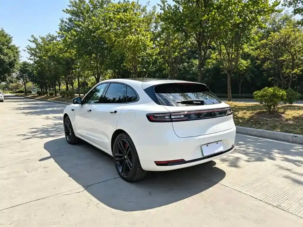 AITO Wenjie AITO M5 2025 2025 Extended Range Ultra AWD