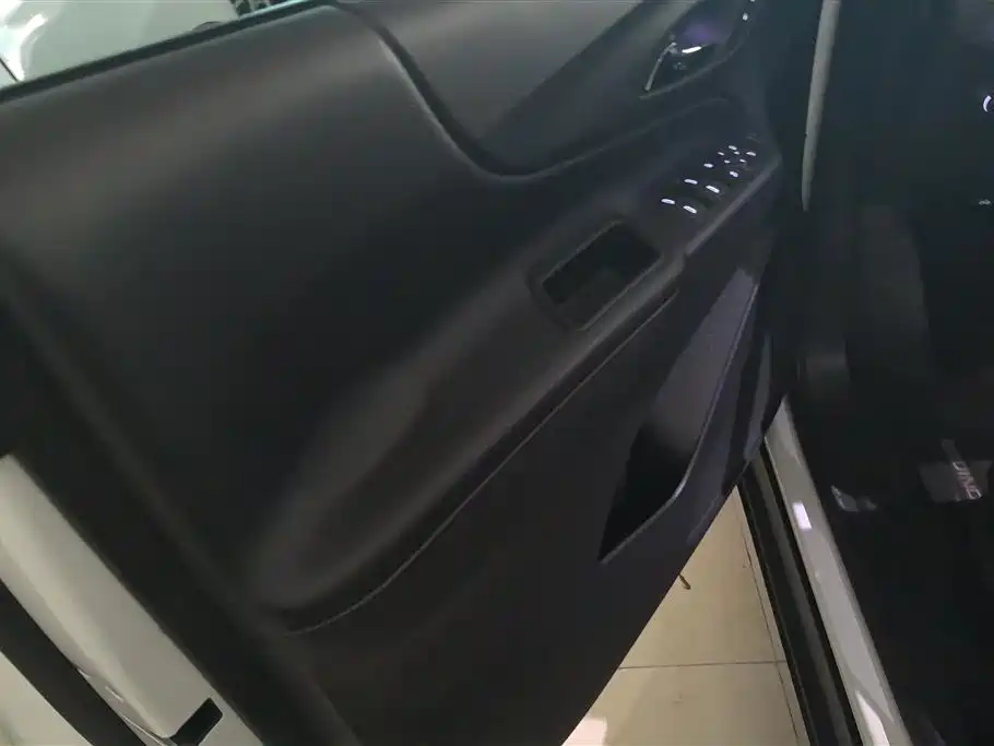 Chevrolet Equinox 2018 535T Automatic Control Edition фото 7
