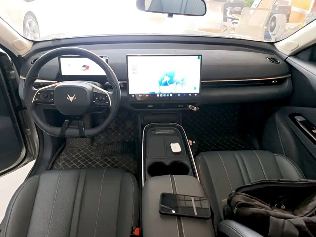 ARCFOX T1 2026 2025 425 Base Version