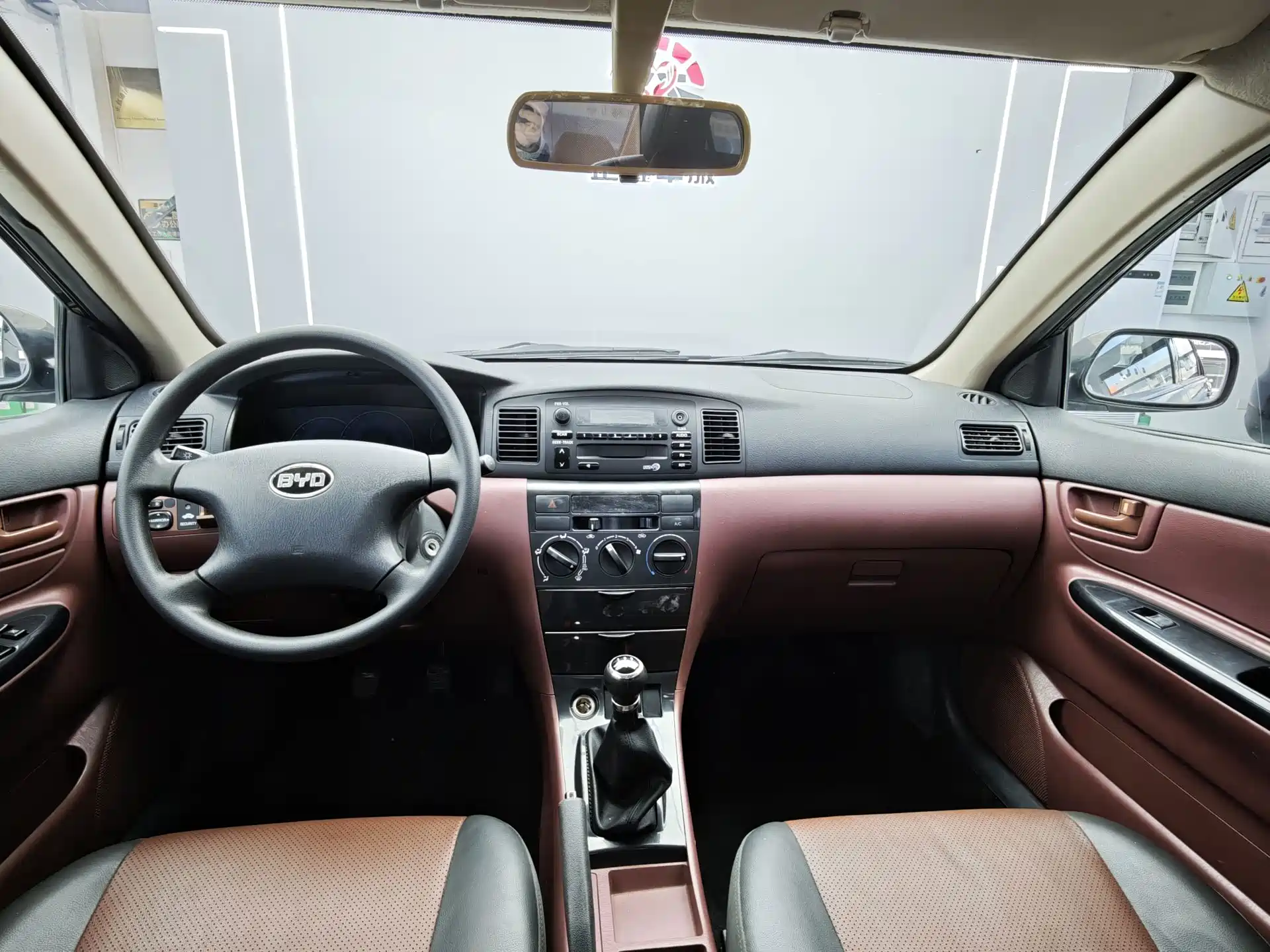 Фото 8 - BYD F3