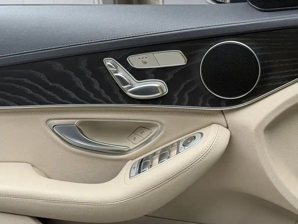 Mercedes-Benz C-Class 2016 2015 Facelift C 200 L Sport