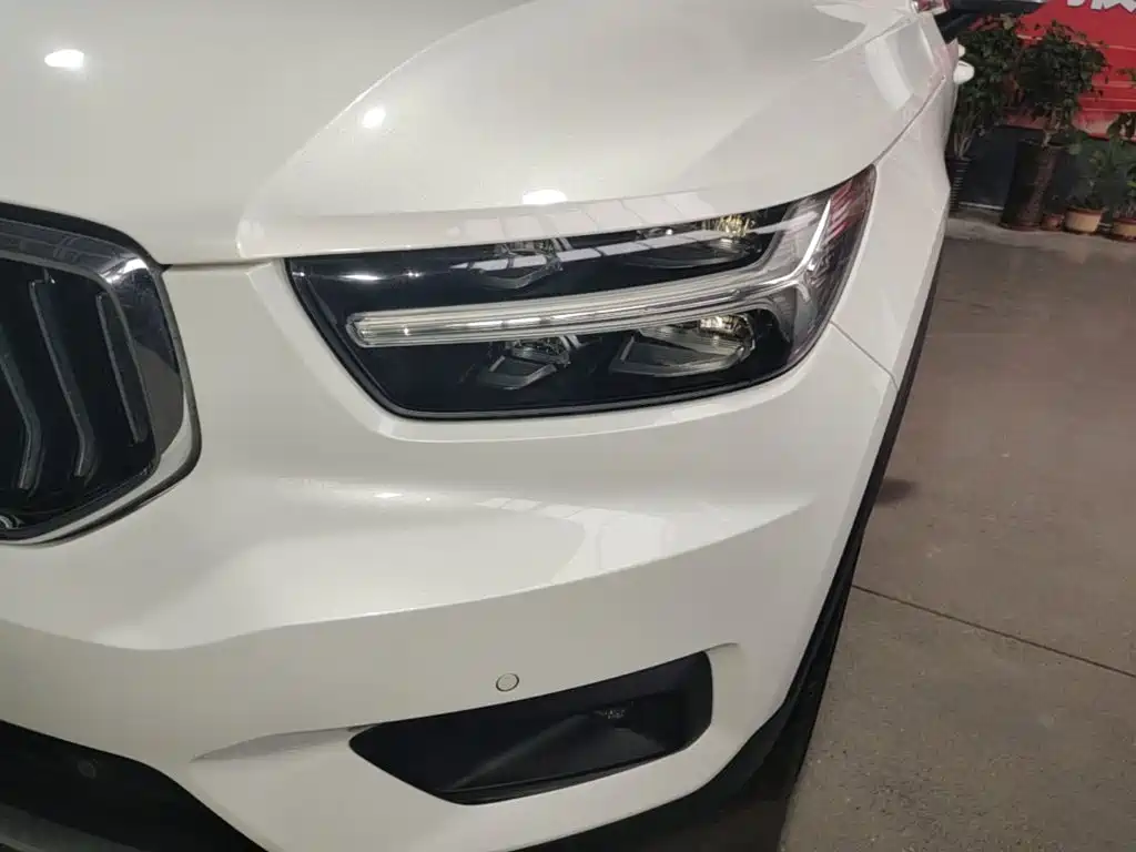 Volvo XC40 2021 2021 T4 AWD Smart Luxury Edition