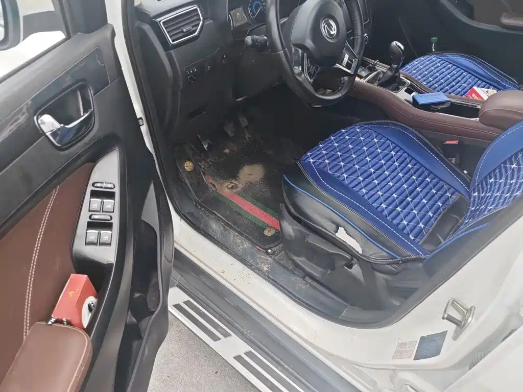 Dongfeng Fengguang Fengguang 580 2018 2017 1.5T Manual Luxury Version
