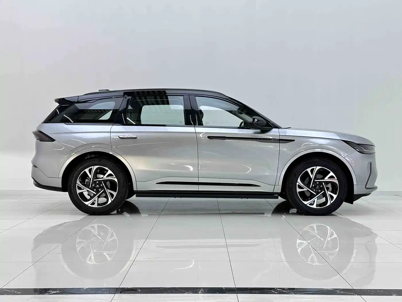 Lincoln Nautilus 2025 2025 2.0T AWD Premium Hybrid
