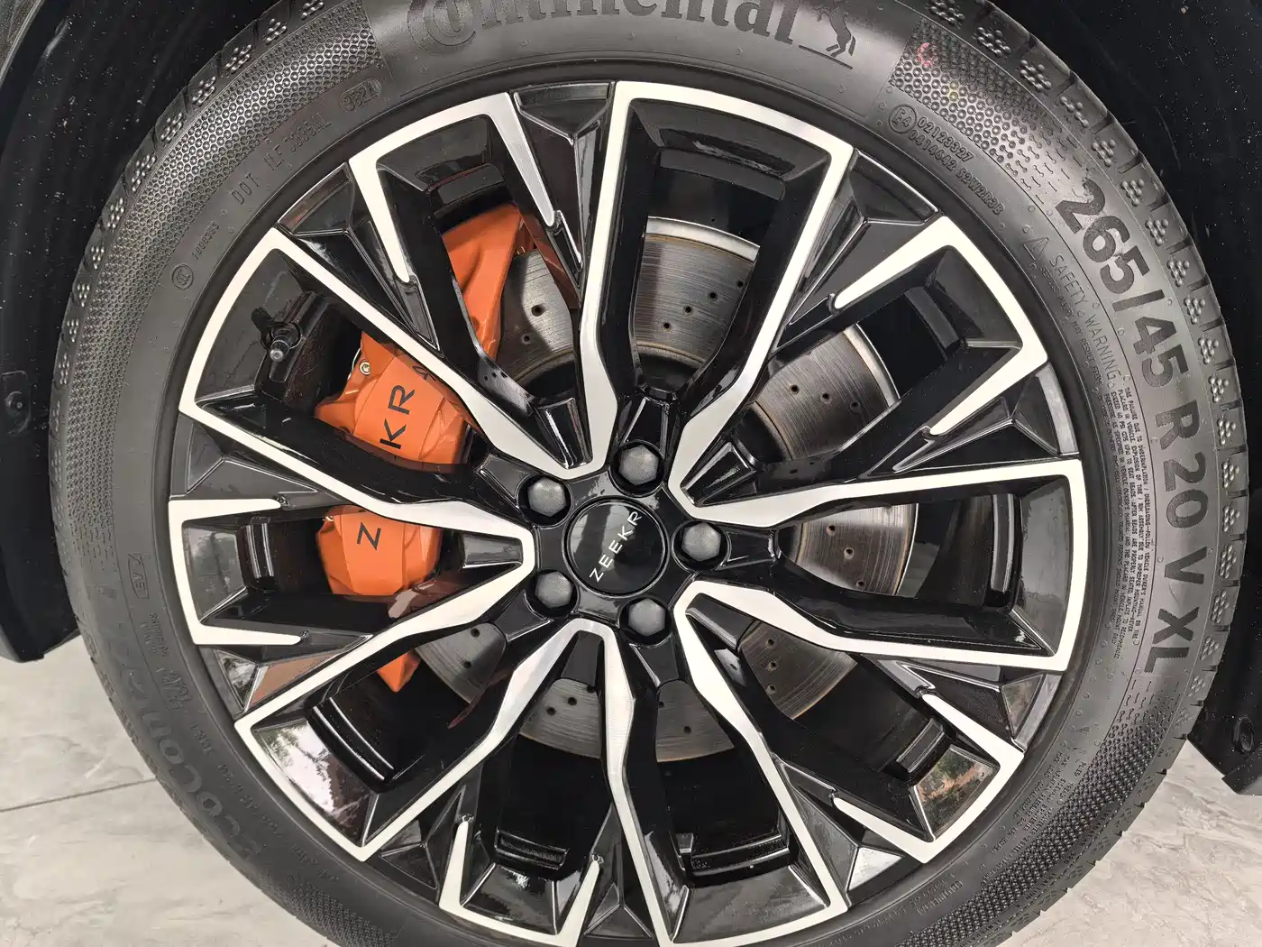 ZEEKR EXTREME KRYPTON 7X