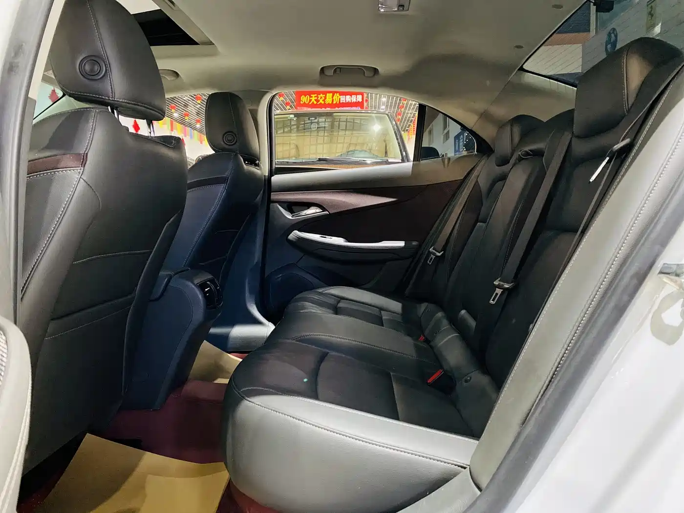 Chevrolet Malibu 2017 1.5T Automatic Luxury Edition фото 14
