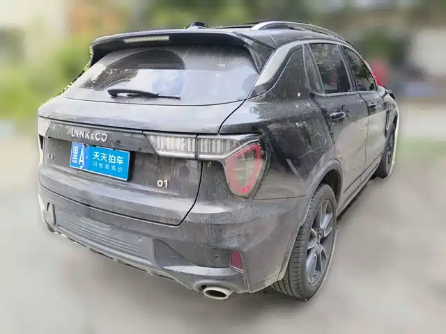 Lynk & Co 01 2021 2.0TD 2WD Pro — фото 2