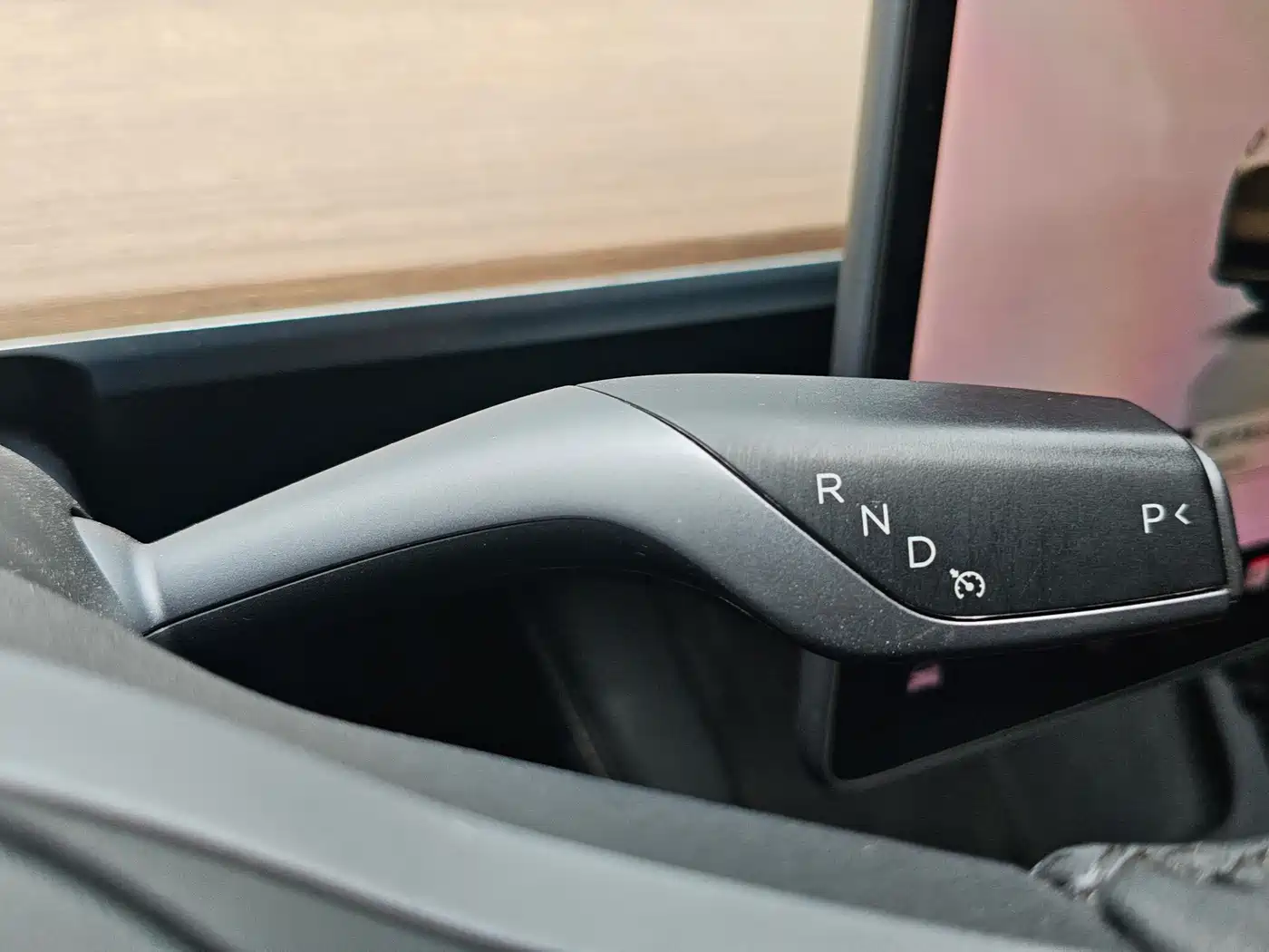 Фото 17 - Tesla Model Y