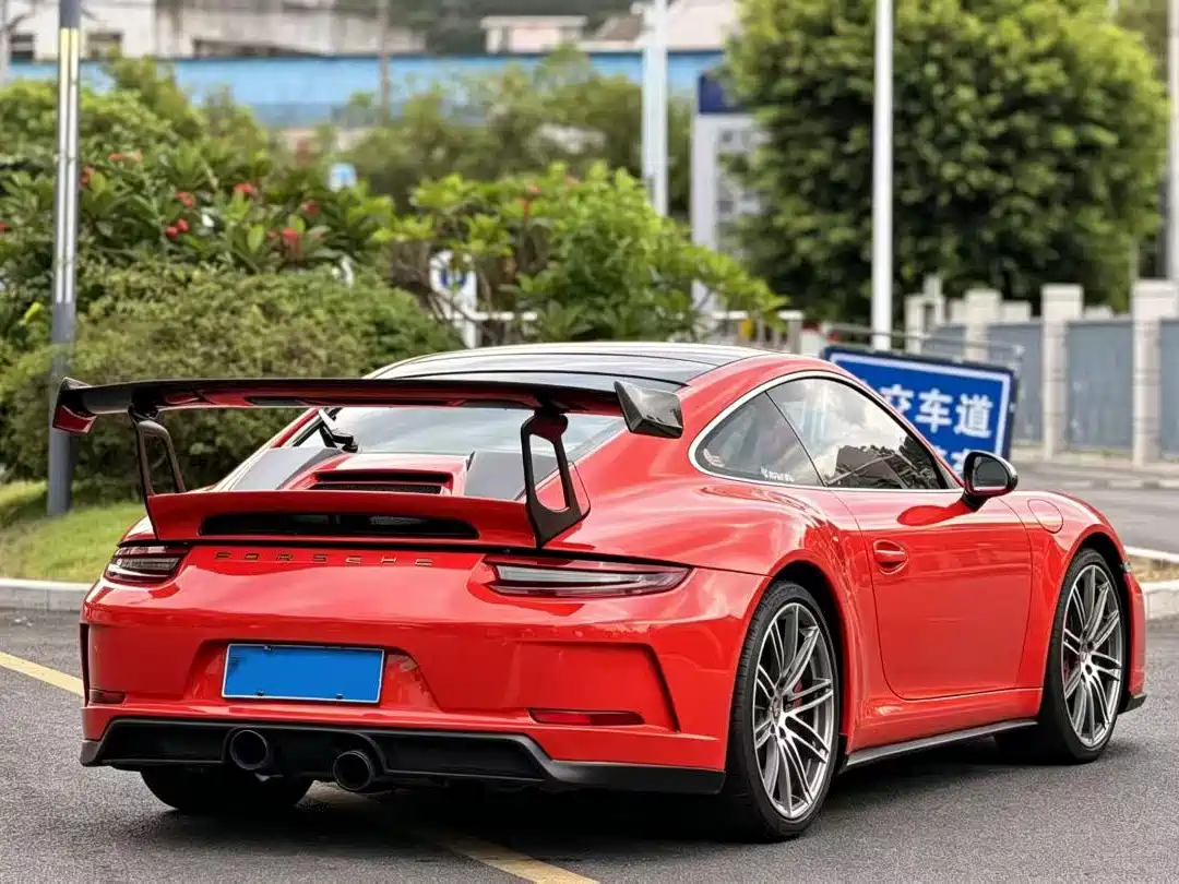 Фото 4 - Porsche 911