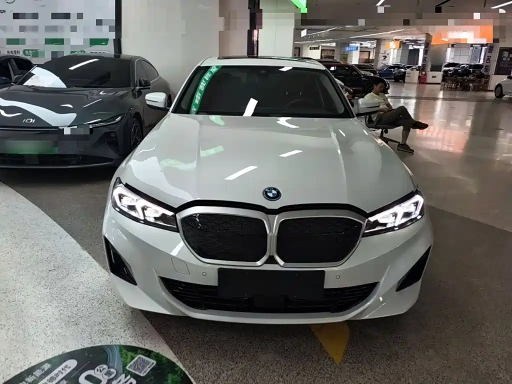 2026 BMW i3