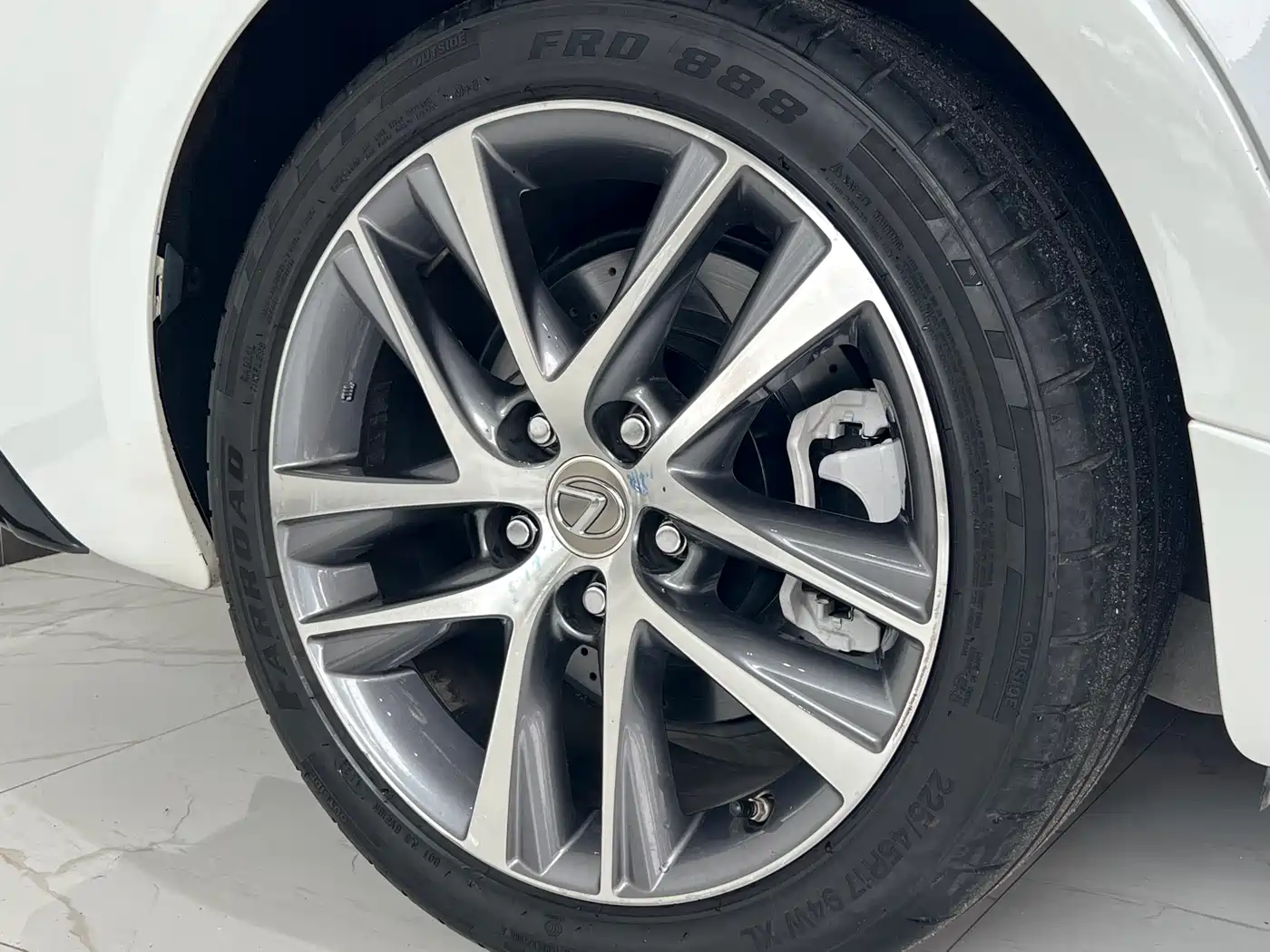 Lexus IS 2017 300 F SPORT фото 21