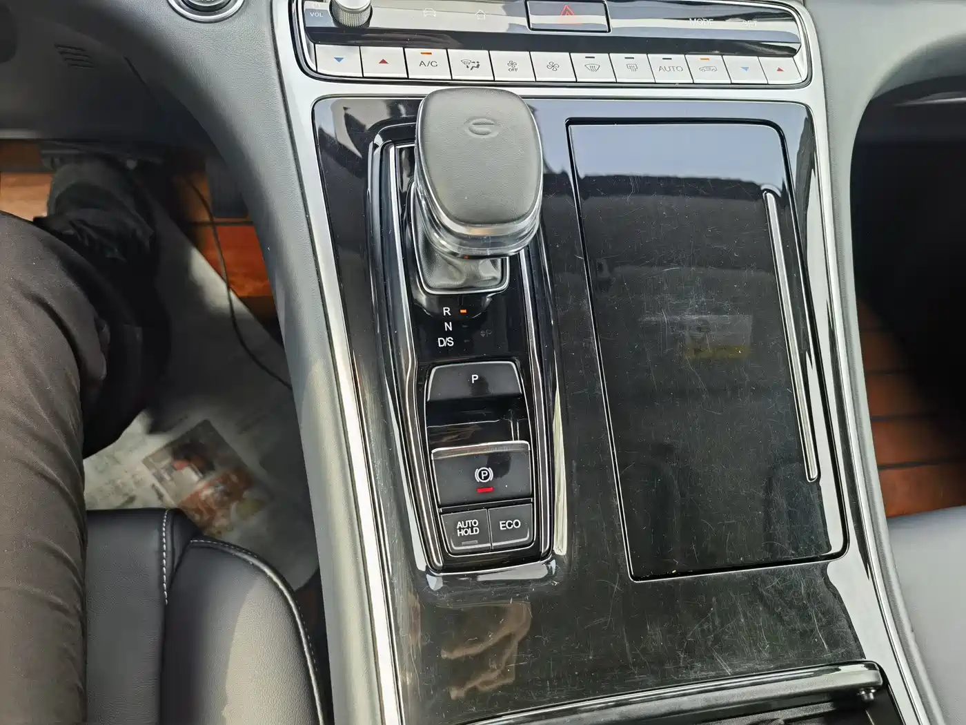 GAC Trumpchi Trumpchi M8 2023 Leading Series 390T Premium Edition фото 13
