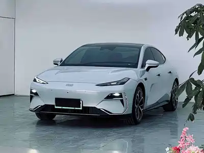Geely Galaxy E8