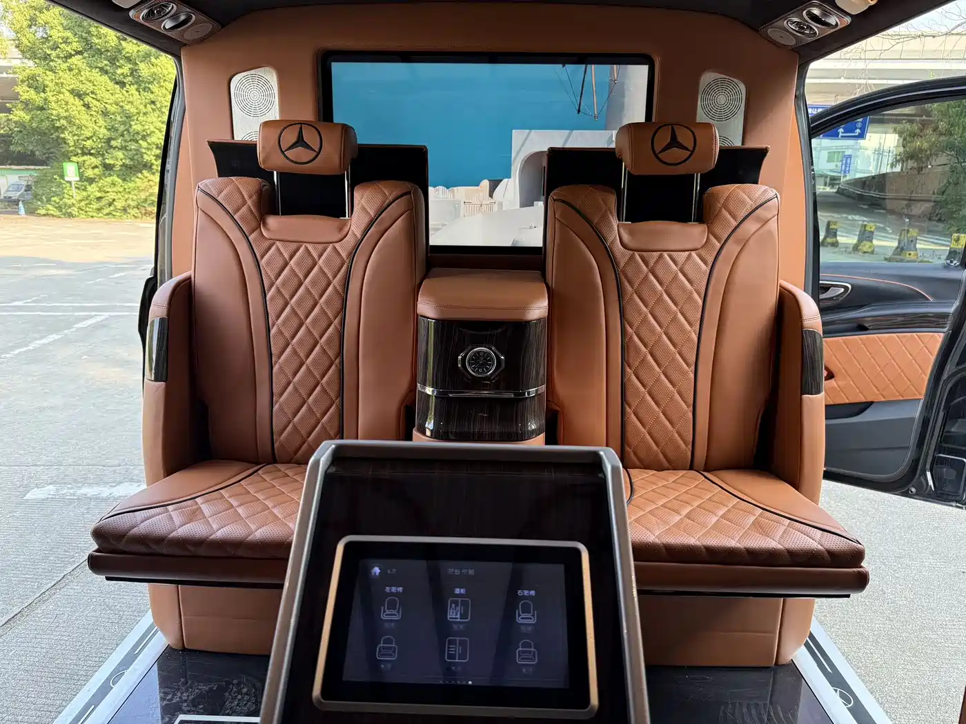 Mercedes-Benz Vito 2021 2.0T Business Edition 7-seater фото 18
