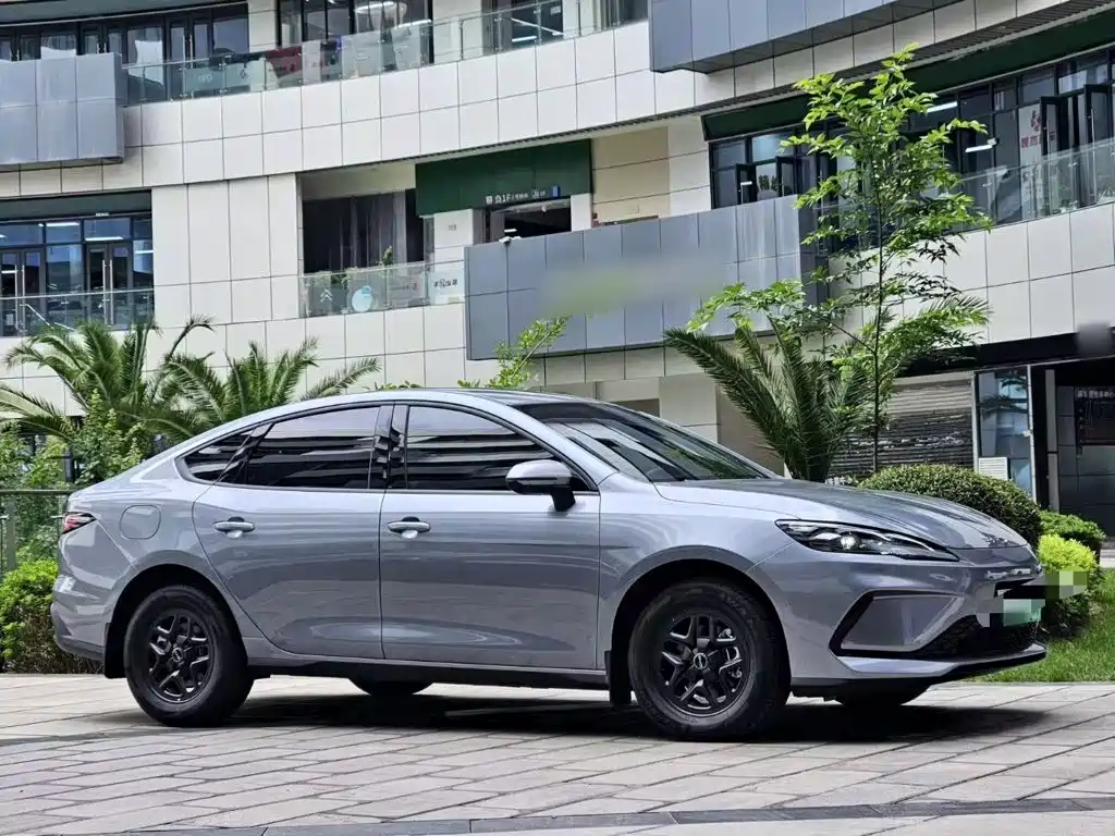 BYD Hai Bao 05 DM-i 2026 2026 DM-i 128KM Luxury