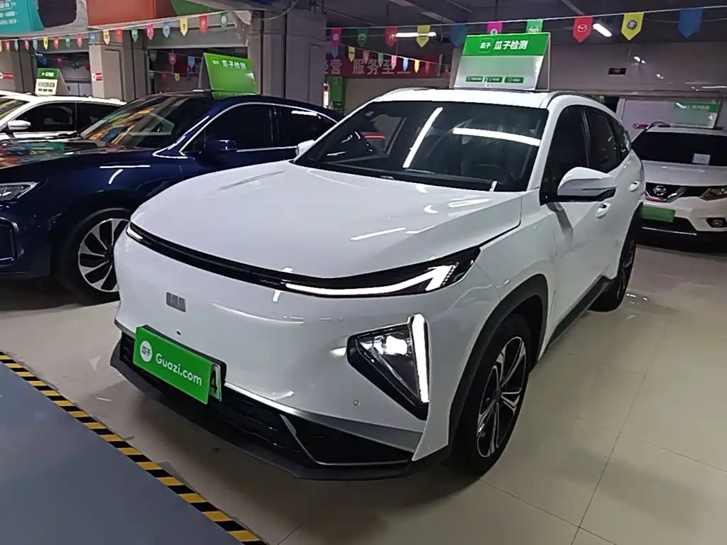 Geely Galaxy Galaxy L7 2025 2025 EM-i 115km Explorer+ Edition