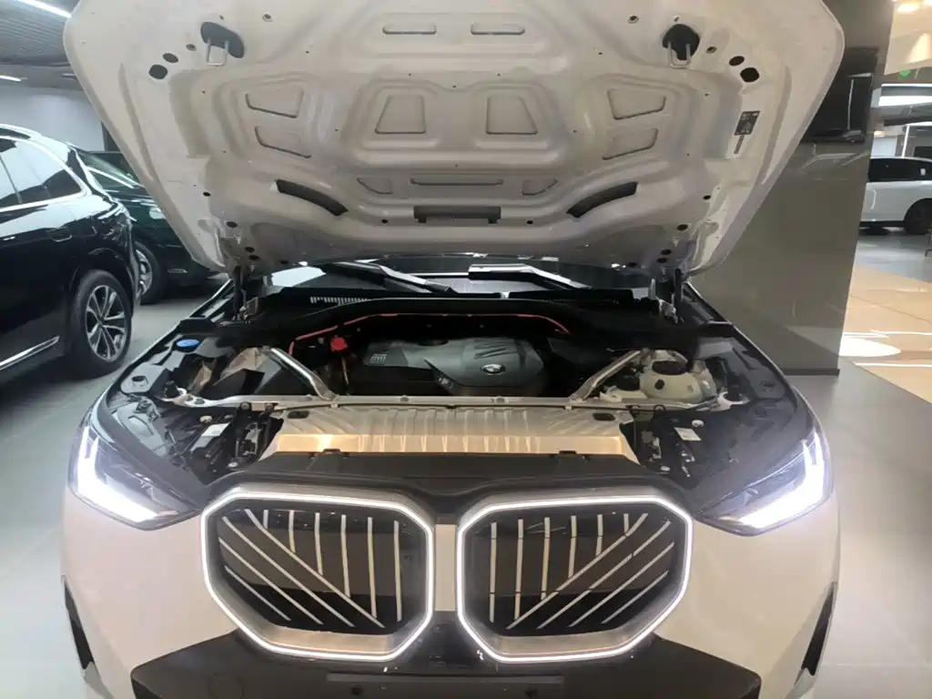 BMW X3 2026 2025 xDrive30L Leading M Sport Package