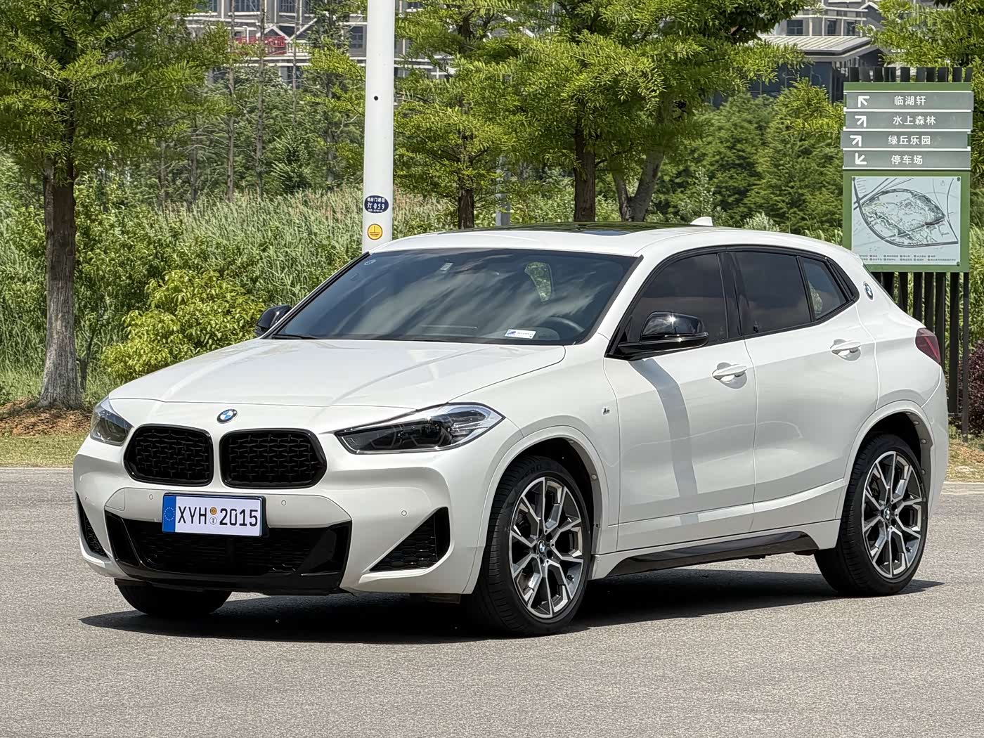 BMW X2