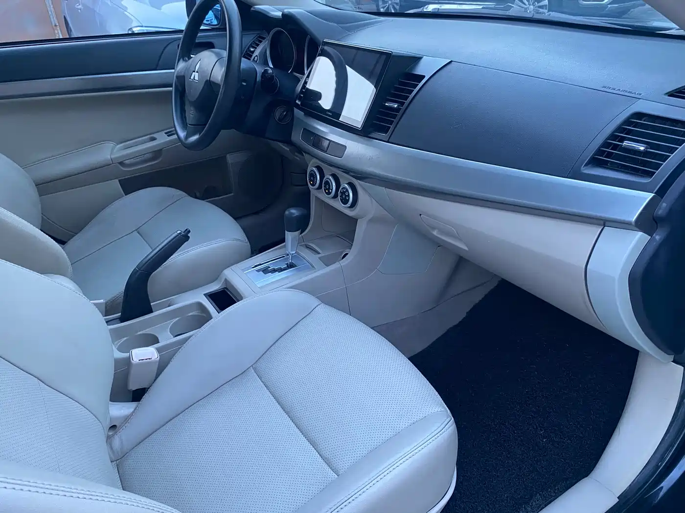 Mitsubishi Lancer EX 2010 2010 Fashion Edition 1.8L CVT Comfort