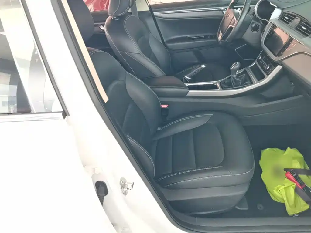 Geely Emgrand GL 2018 2018 1.8L Manual Elite Smart Connect Type