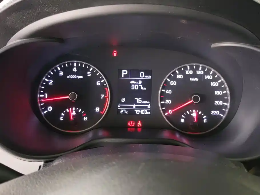 Kia K2 2018 2017 Sedan 1.4L AT 15th Anniversary Special Edition GLS